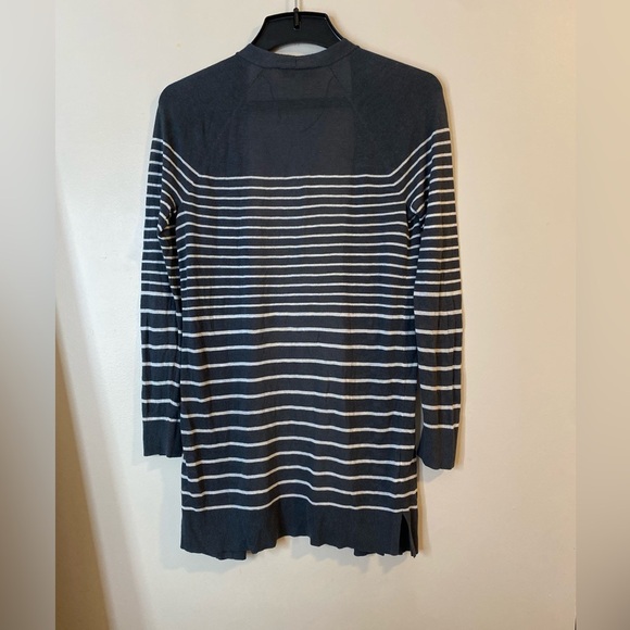 LOFT Gray and White Striped open front Cardigan Ramie blend - Picture 5 of 9
